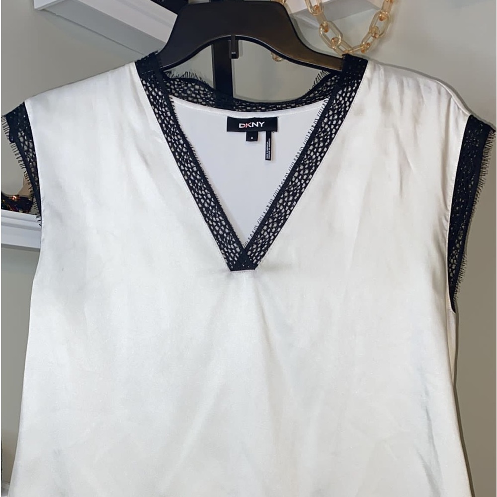DKNY Donna Karan New York White Shirt - Picture 3 of 9